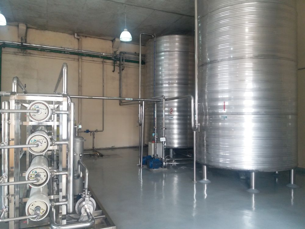 廣東某某酒(jiu)廠30m3ph純(chun)水係統