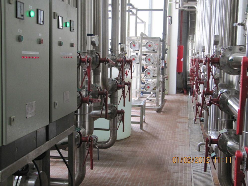 飲料(liao)廠(chang)20m3ph純(chun)水(shui)係(xi)統(tong)