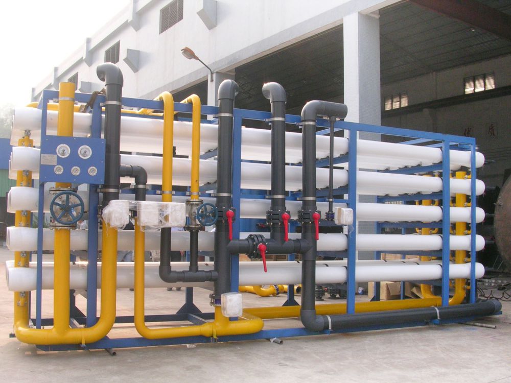 反(fan)滲透(tou)機(ji)組(zu)